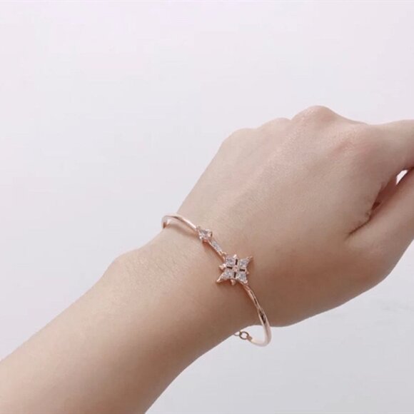 Swarovski Rose Gold Eight-Pointed Star Bracelet - Picture 4 of 4